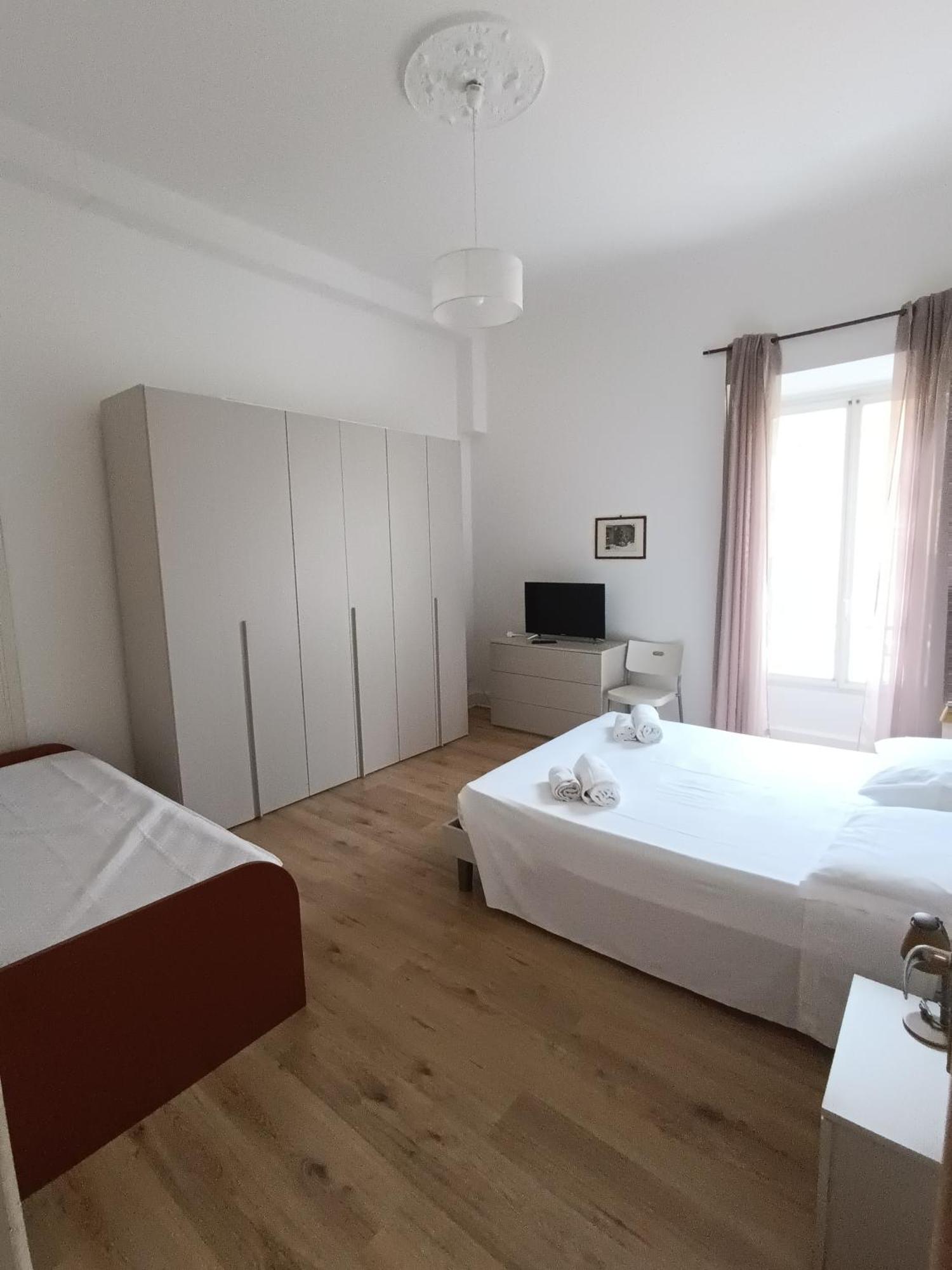 Sanremo Center Apartment Екстериор снимка